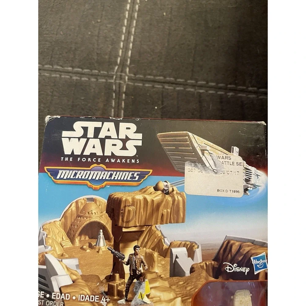 Brand New! Hasbro Star Wars the Force Awakens Micro Machines Disney Sealed!